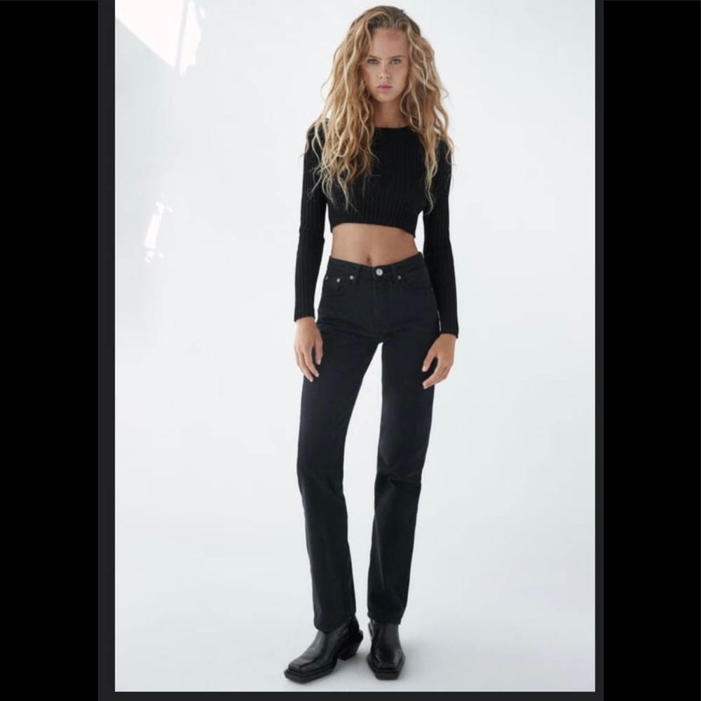 ZARA Mid-Rise Straight Leg Jeans